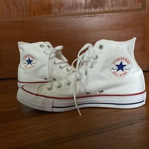 NWOT Converse Chuck Taylor White High Top Sneakers | Men’s 7 | Women’s 9
